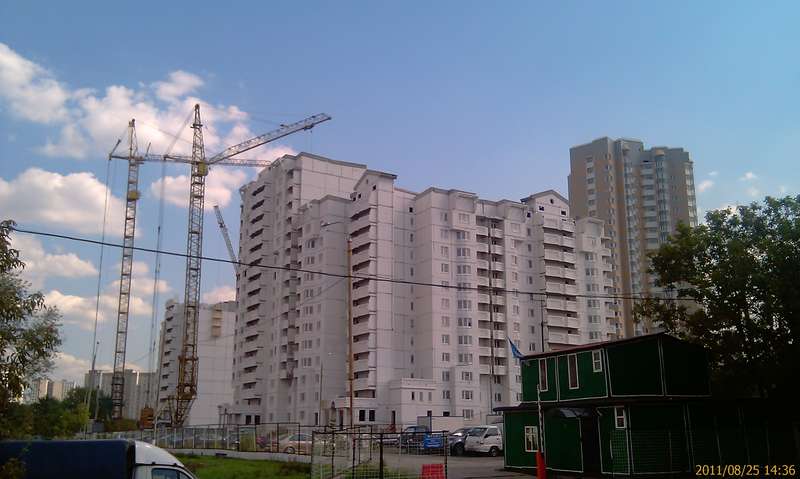 2011 год г. Москва, Нагатино-Садовники, мкр.1, корп 29А - ход строительства. Август